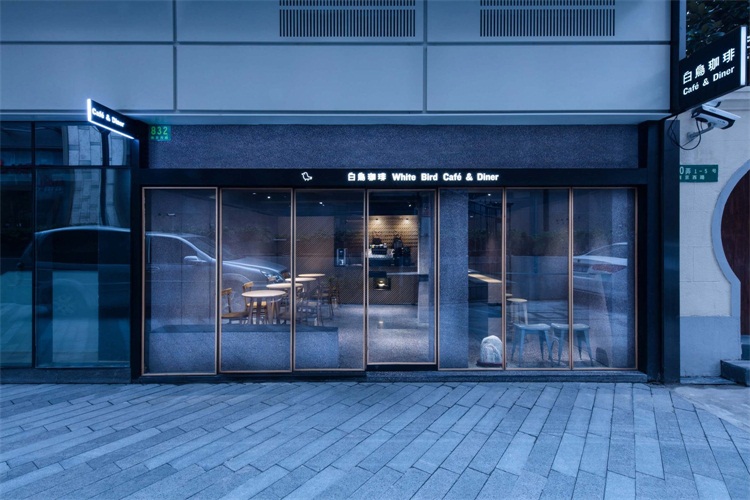 咖啡店空間設(shè)計效果圖