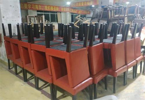 臺灣火鍋店專用餐桌椅有哪些特點？--海德利家具